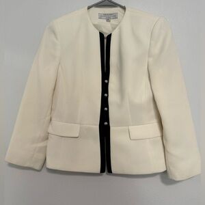 Tahari Arthur S Levine Petite Cream Black Trim Collarless Blazer Jacket 6P